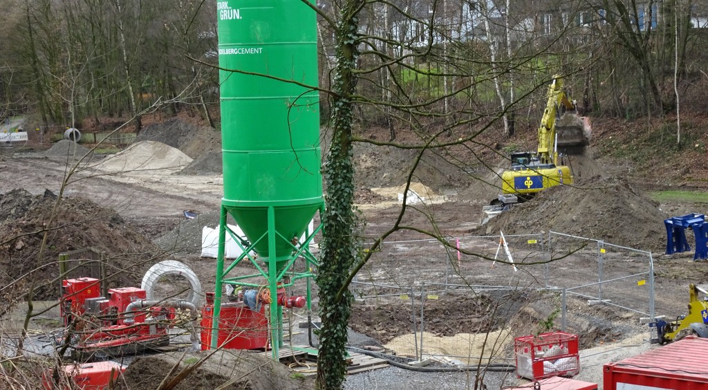 Aktueller Zustand des ehemaligen Sportplatzes - der Horror für alle Anlieger - Foto: Rolf Schüth